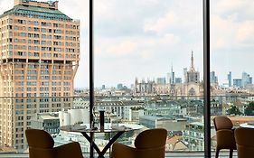 أب تاون بالاس